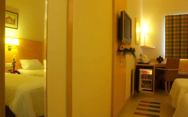 Radha Hometel Whitefield