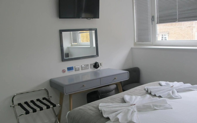 Albany House Apartment Central London