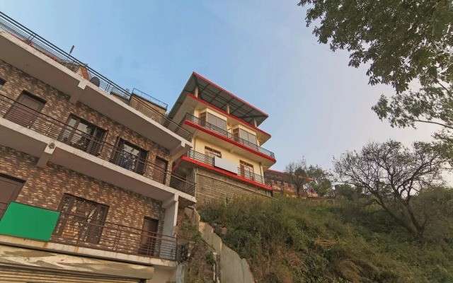 Mountains Villa By OYO Rooms