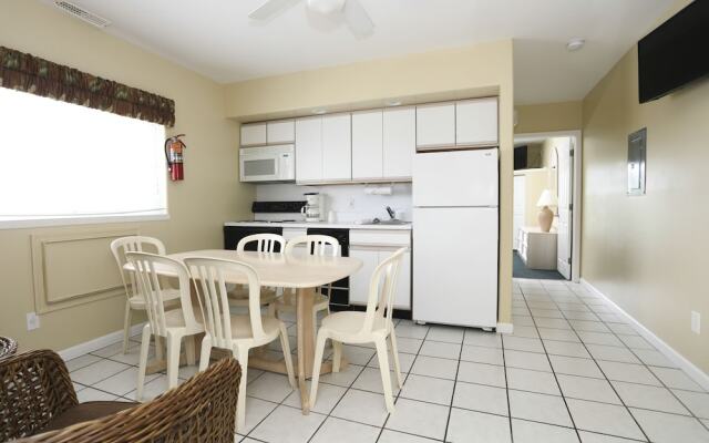 Riviera Resorts & Suites