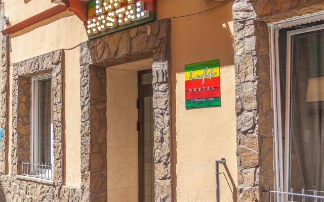Neptuno Hostal