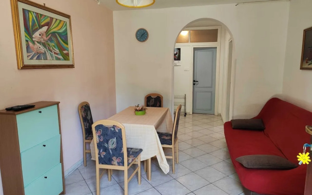 Comfortable Crikvenica Stay With Private Parking