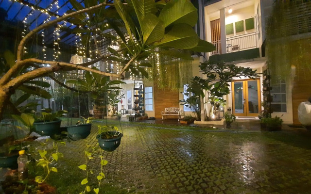 The Peak Guest House