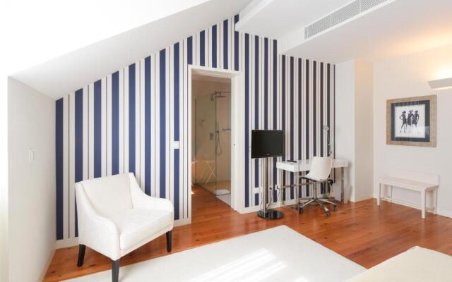 Sundial Gardens & Suites