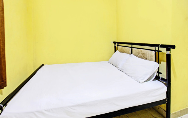 Hotel O Kos Agi Mataram Near Masjid Hissoh Al-Faham