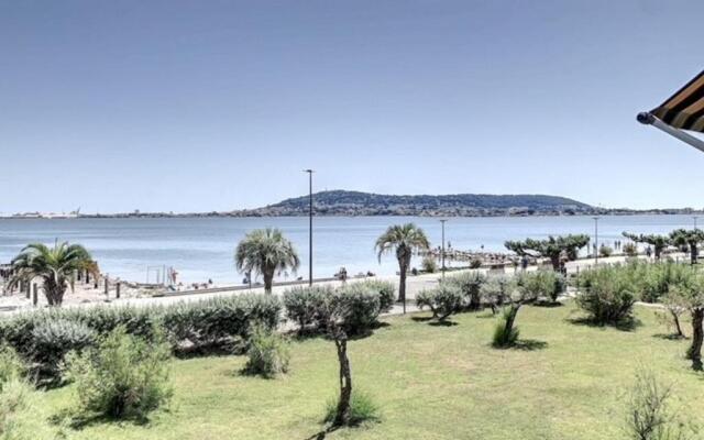 Appartement Balaruc-les-Bains, 1 pièce, 4 personnes - FR-1-503-82