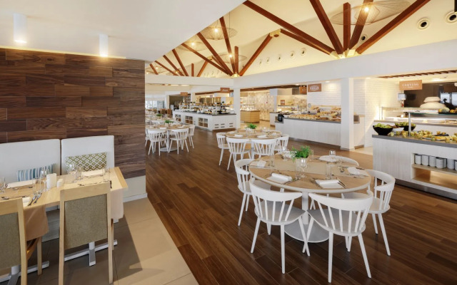 Valamar Bellevue Resort