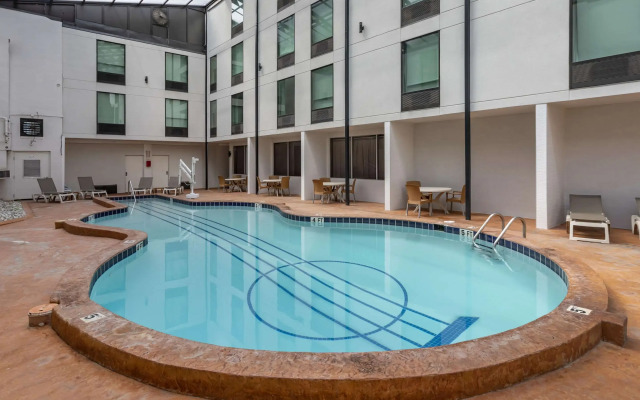 Comfort Inn & Suites Nashville Downtown – Stadium