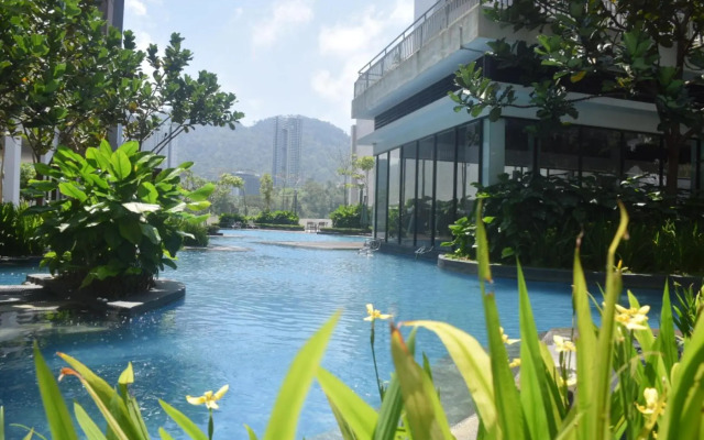 Pool View Casa Suite @ Midhill Genting Highlands (5pax)