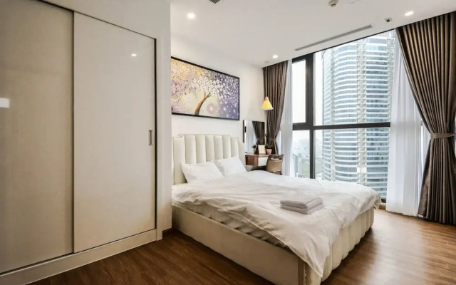 Homefromhome Skylake Apartment