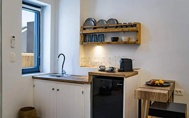 Echo Suites