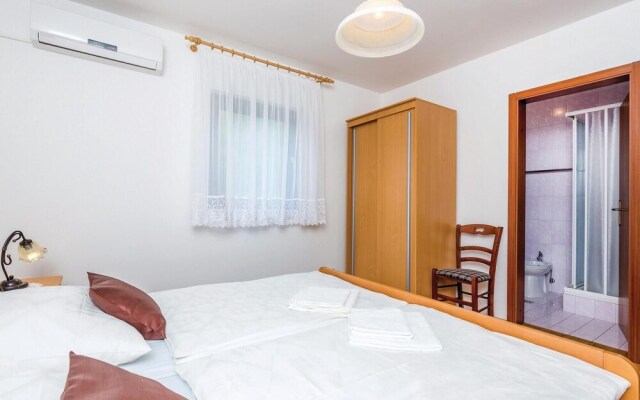 Stunning Home in Klenovica With Wifi and 3 Bedrooms