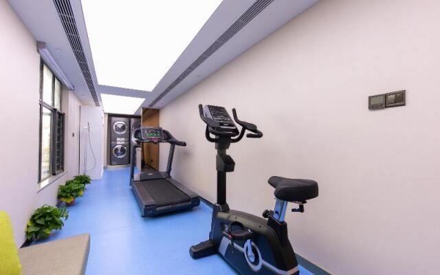 Ji Hotel (Xi'an Bell Tower, East Street)