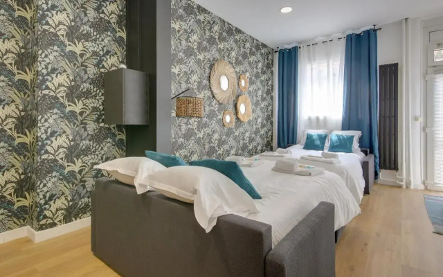 195-Suite Royal in Paris