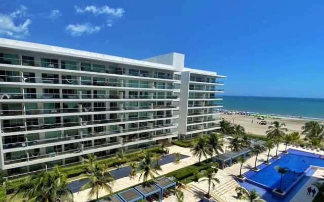 w Incredible 2BR w Unique View n AC