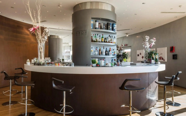 Best Western Plus The Hub Hotel