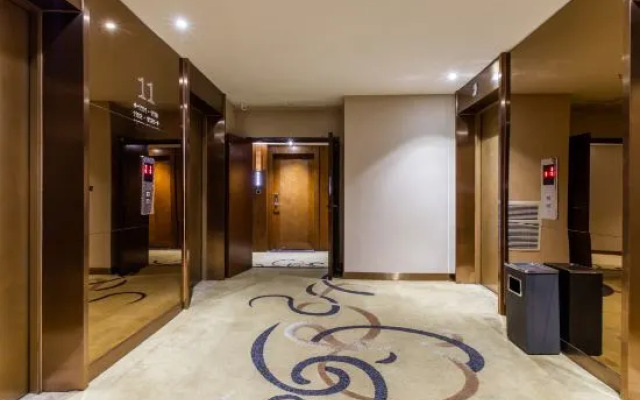 Starway Hotel (Northwest University, Bianjia Village, Xi'an)