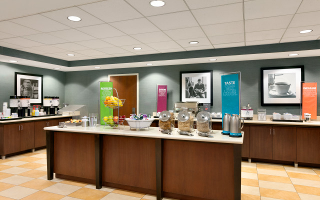 Hampton Inn & Suites Mahwah