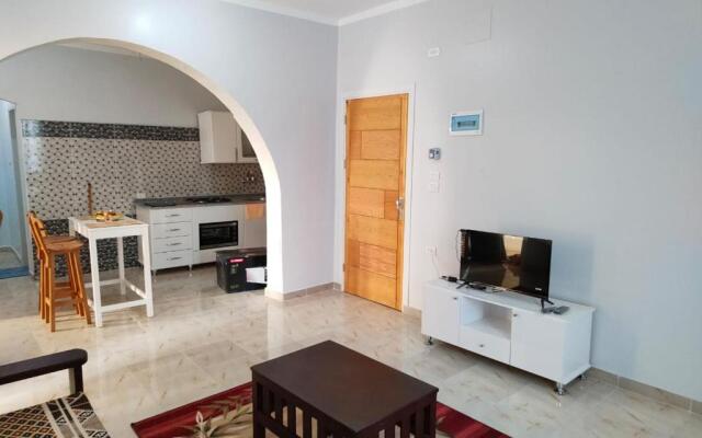 Lemon tree house, new spacious apartment