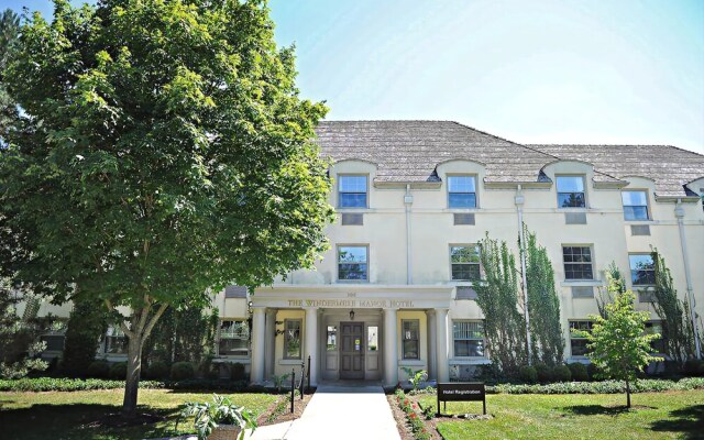 The Windermere Manor Hotel & Conference Center