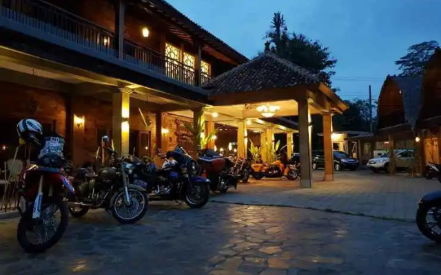 Khanaya Hotel Borobudur