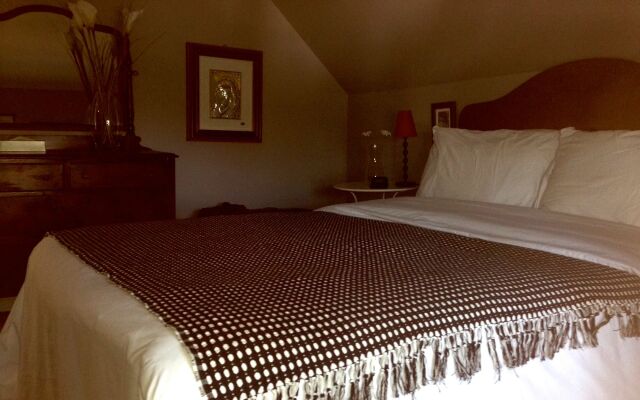 Manoir Becancourt Hotel