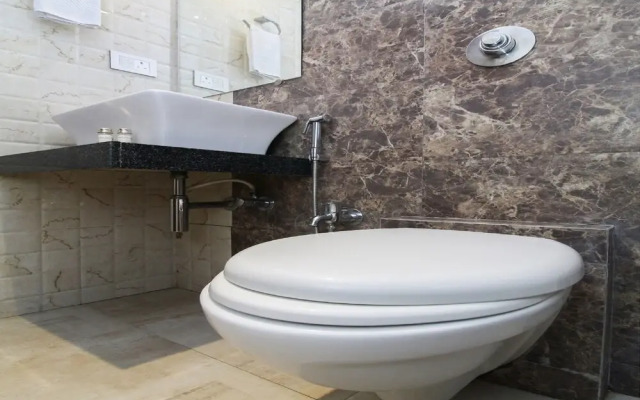 Capital O 36482 Aarya Regency