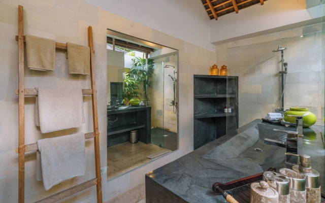 Villa Teman-Luxury 4BR Villa in Seminyak