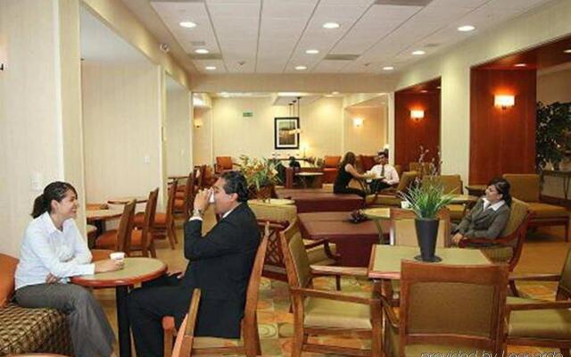 Hampton Inn by Hilton Queretaro Tecnologico