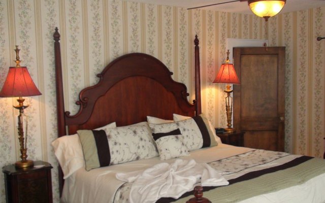 Barrington Manor Bed and Breakfast