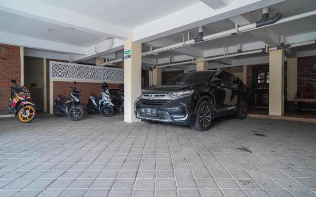 Urbanview Hotel Omah Anin Batu