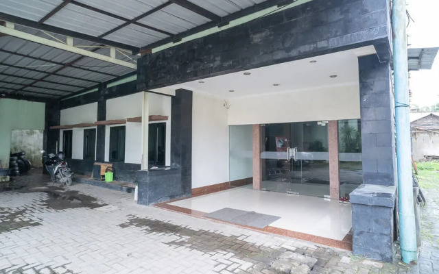 Hotel Transit Nusa Indah RedPartner