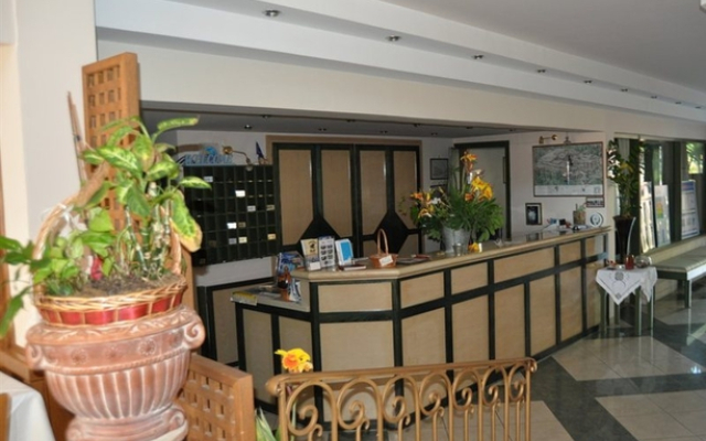 Hotel Motakis