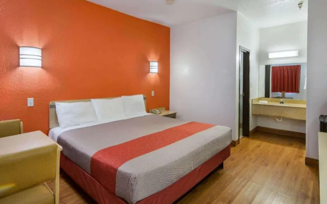 Americas Best Value Inn & Suites Humble