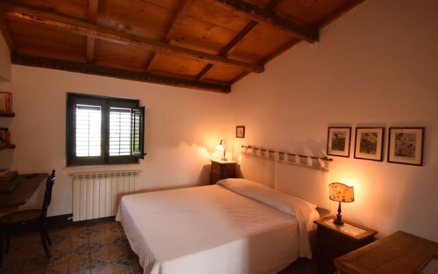 Cozy Holiday Home in Collesano With Pool
