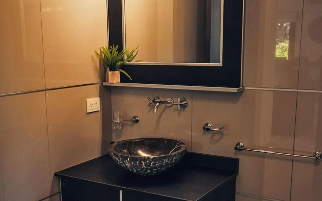 Rotui Luxury Village