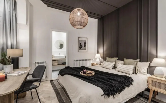 Baza - 3 Bedrooms and Office in Trafalgar