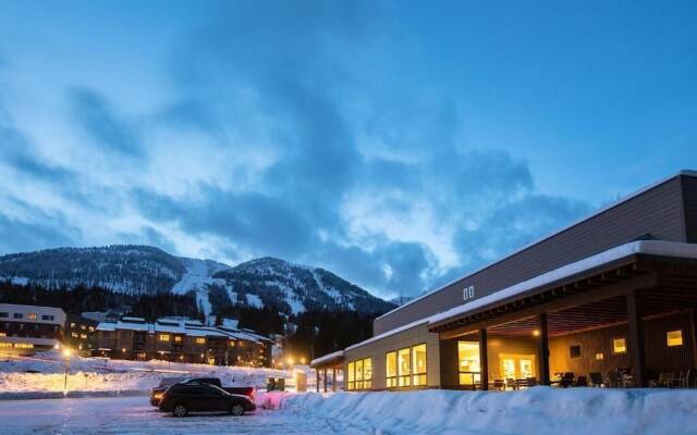 Mountain Shadow Hostel