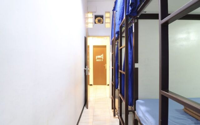 MADOR Malang Dorm Hostel