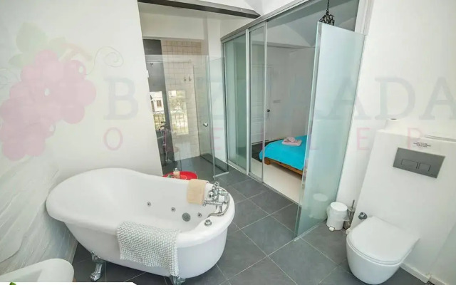 Aspasia House Hotel