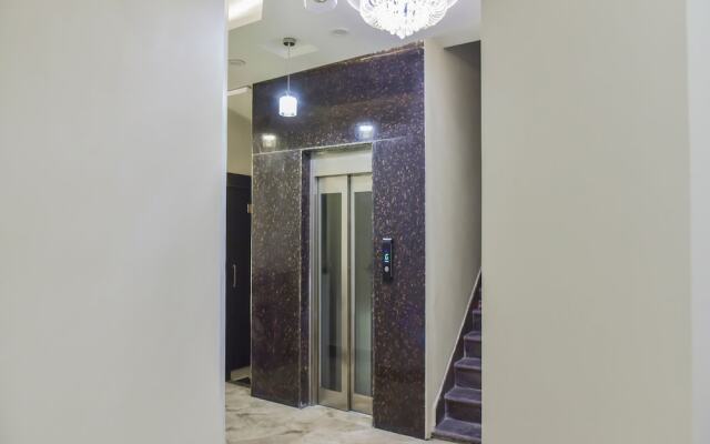 Hotel Crown Inn By OYO