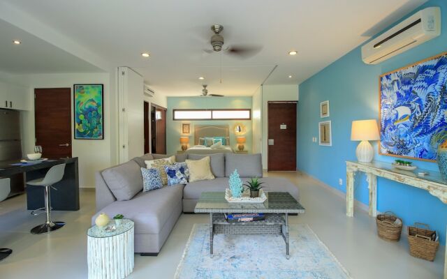 Exclusive Loft with Golf Course View & Pool facilities