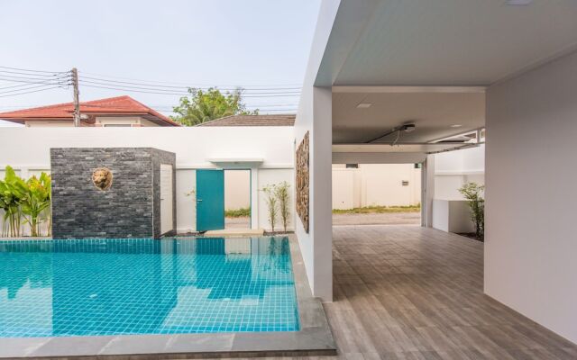 Skypool Villa