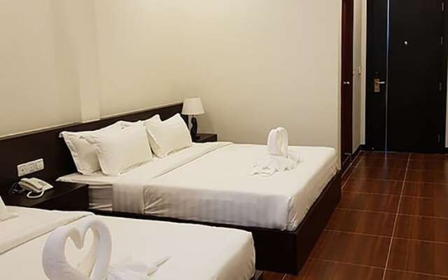 Golden Apple Hotel Two