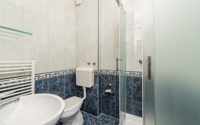 Apartment Antonia 220m From the Beach