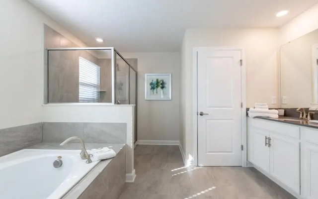 4569tb NON Renting 09/13/2021 -storey Lake
