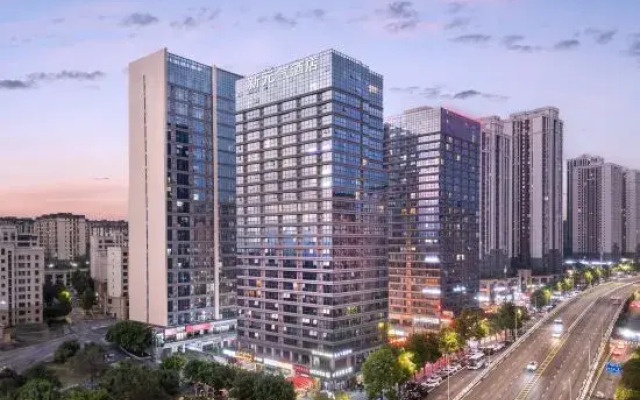New Vitality Hotel (Chongqing Expo Convention and Exhibition Center)