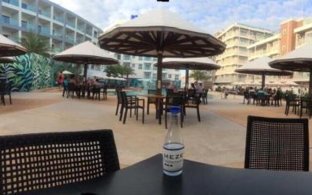 Grand blue condominium by Lookkaew