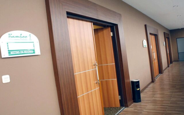 D'Bamboo Suites