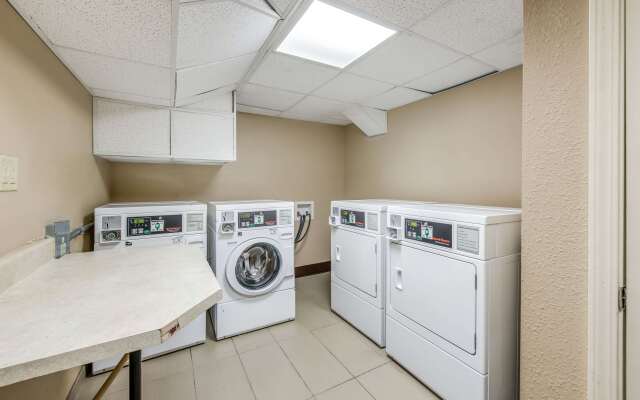 Comfort Suites Chicago O'Hare Airport